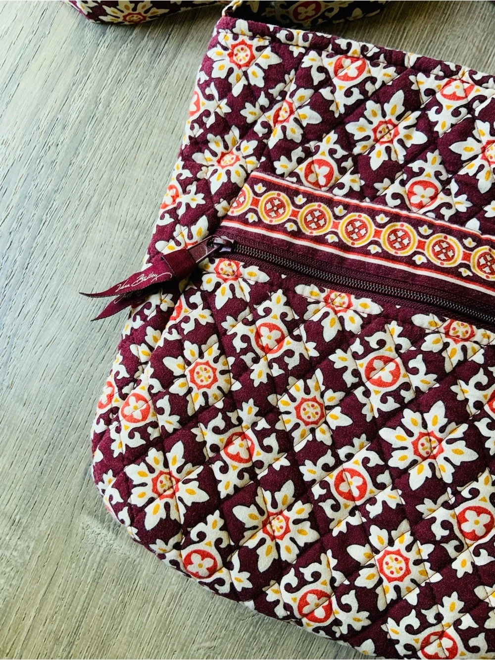 Vera Bradley Crossbody Bag w/ Medallion Pattern OS